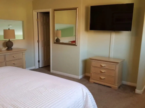 Wayne And Jill Wardell 3 Bedroom Condo