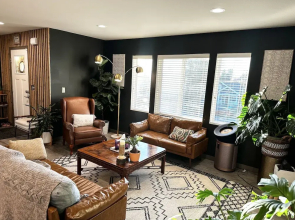 Central Tacoma Homestay -private room-