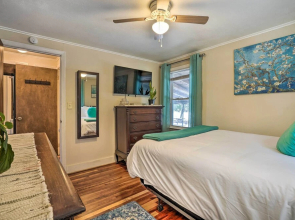 Pet-friendly Auburn Home Near Owasco Lake!