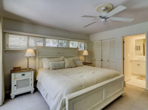 13 Spotted Sandpiper at The Sea Pines Resort