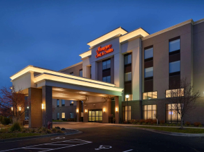 Hampton Inn & Suites Rogers