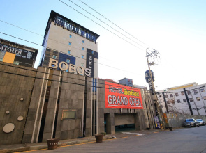 Suwon City Hall Station Bobos
