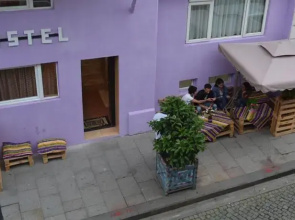 Hostel Friendly