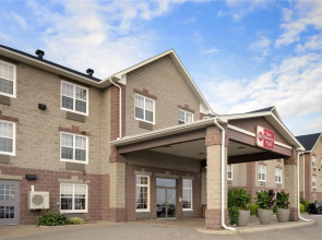 Best Western Plus Grand-Sault Hotel & Suites