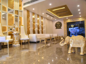 Sallow Royal Suites