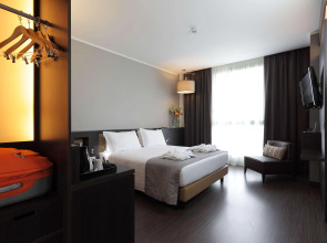 Best Western Premier CHC Airport