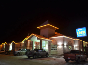 Aurora Park Inn & Suites