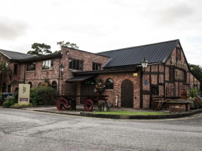 Bredbury Hall Hotel