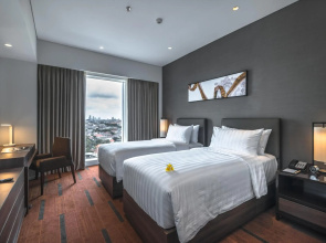 Oakwood Hotel & Residence Surabaya