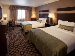 Quality Inn & Suites Emerald Downs
