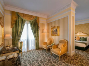 Royal Rose Abu Dhabi, a Curio by Hilton Affiliated Hotel