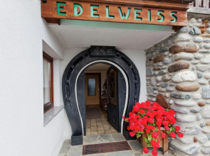 Spacious Apartment near Ski Area in Längenfeld