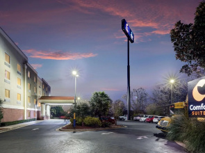Comfort Suites Forsyth