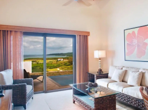 Ocean View Home RO005