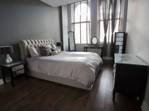 Buchanan Street Apartment