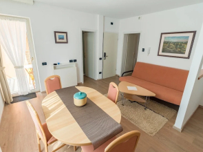 Apartment Fiorido Brown a2