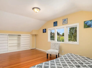 Seattle Vacation Home: Montlake 7 Bedroom