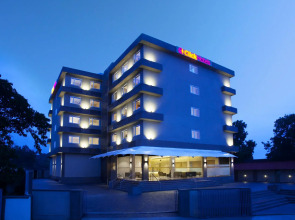 Click Hotel Junagadh