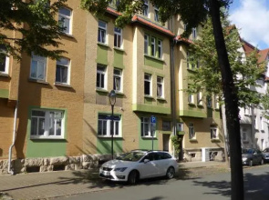 Ferienwohnung Goethe, 2 Schlafzimmer, Nähe Zentrum & Uni, ruhig, free Wifi, kostenloses Parken, Erdgeschoss