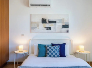 Quint - 2-Bedroom Apt & Pool in Protaras