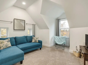 Family-friendly Hatfield Home: 3 Mi to Downtown!