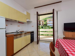 Mate - Free Parking - A3