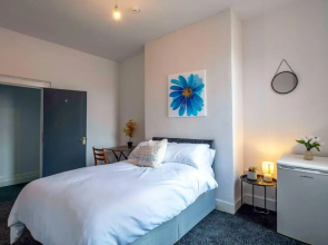 Beautiful 1-bed Studio4 in Coventry