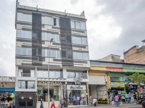 Ayenda 1910 Gold Plaza