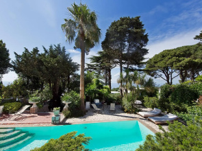 Villa Aurora