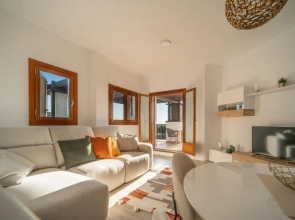 Exclusive 2 Bed 2 Bath Penthouse with Golf Views - DE2332EV