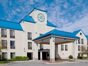 Holiday Inn Express Cedar Rapids (Collins Rd) by IHG