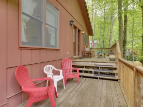 Cozy Whittier Home w/ Fire Pits < 15 Mi to Hiking!