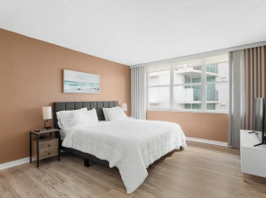 Bay Harbor Sunset Two Bedrooms Apt