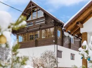 Gallery of Mountains Holiday Home