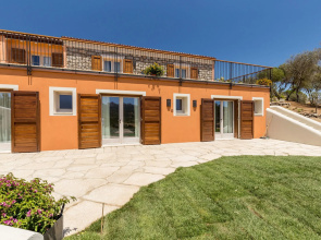 Tenuta Petra Bianca