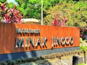 Minak Jinggo Hotel