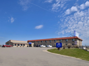 Sauk River Inn & Suites, a Travelodge by Wyndham