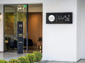 Luaz Suites Volos Center