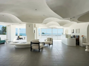 Miyue Santorini Seaview Resort Hotel