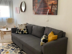 Sunny Apartment in the Heart of Santa Cruz