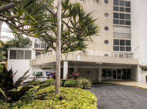 Le Frontenac 413 by Go Florida Condo Sunny Isles