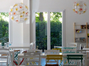 Meet Gardalake Hostel