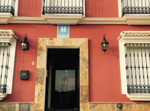 Hostal Alcarayón