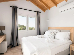Reiki Villas & Apartments