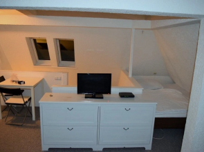 AB Apartment 34