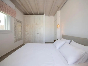 Villa Zaira by Opus
