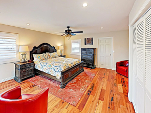New Listing! Updated Estate At Rails Nap Vineyard Home