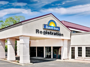 Days Inn By Wyndham Sharonville