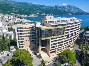 Sea View Apartments MonteBook