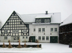 Cozy Apartment With Terrace in Herhagen